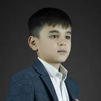 Фото песни Yulduzim от Abdulaziz Fayzullayev