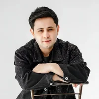 Фото песни Biz balki taqdir uchun kurashishga kichkinamiz от Jamshid Sultanov