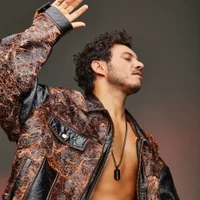 Фото песни Mecnun cover by Mohlaroyim (Babymohi) от Buray