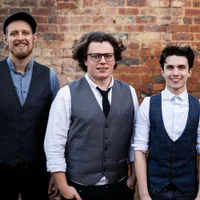 Фото песни Hero от InDigo, Mr Slan