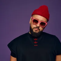 Фото песни СИЛЬНО от MONATIK