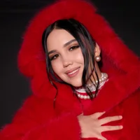 Фото песни Olamda yo'q от Afruza