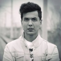 Abrar Aman — Majnunman