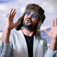 Komiljon Sobirov — Bolalik