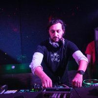 Shaxram — Kechasi pichir pichir bidir bidirlaydigan bo`p qoldim