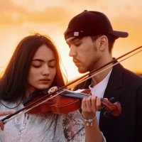 Ismail Akhbarov — Qo’llarimdan tut