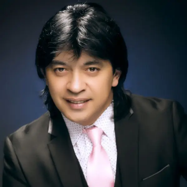 Hoji Akbar - Qimirlama