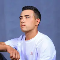 Do'st bo'lolmayman