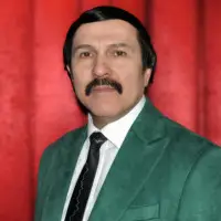 Giyos Boytoyev - Bahorlarda ochilgan boychechagim Giyos Boytoyev - Bahorlarda ochilgan boychechagim