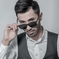 Mashxurbek Yuldashev - Do’st (guitar version) Mashxurbek Yuldashev - Do’st (guitar version)